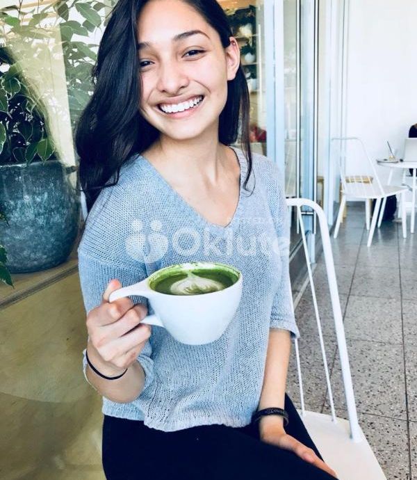 College student girl available for Sarvice
