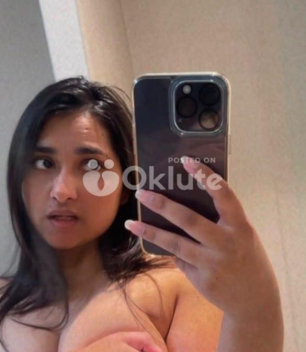 London hot Indian student available for service