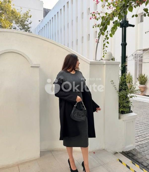 indian student girl available for service